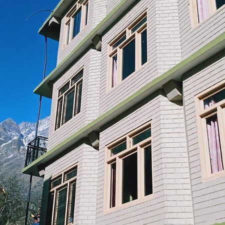 Mahima Hotel Sangla Exterior photo